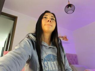 Alisson Mendez webcam model stream image