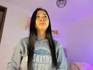 Alisson Mendez webcam model stream image