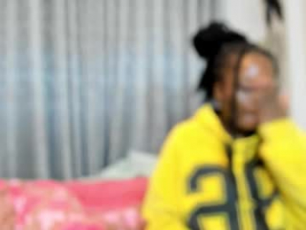 netfux_and_chill webcam model stream image