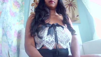 Loonah webcam model stream image