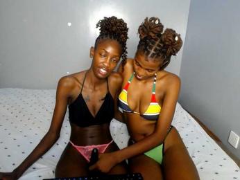 VelvetCuties webcam bongacams model stream image