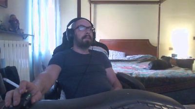 miktrent1 webcam model stream image