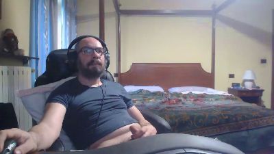 miktrent1 webcam model stream image