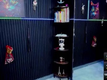 zhoestrong webcam chaturbate model stream image