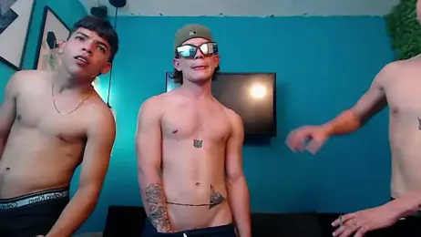 LittleWhiteBoys webcam model stream image