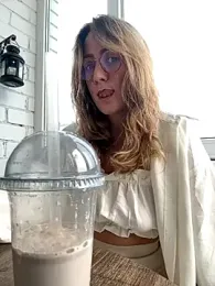 Puzdosia webcam model stream image