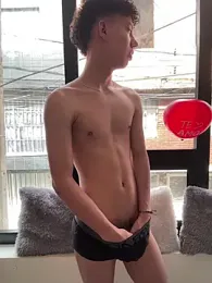 yoursexyjose webcam model stream image