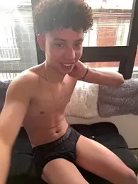 yoursexyjose webcam model stream image