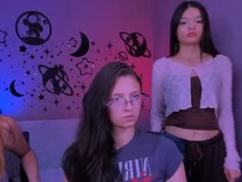 itscharlliee webcam model stream image
