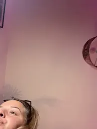 KayleeBella webcam model stream image