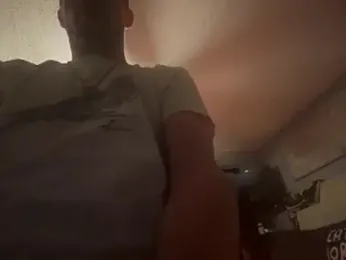 trash4cash webcam model stream image