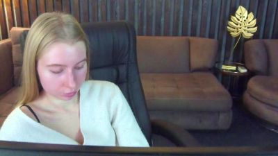 Alina__Blonde webcam cam4 model stream image