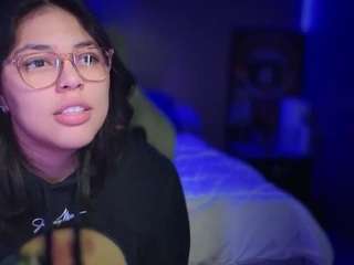 drizzypeach602 webcam model stream image