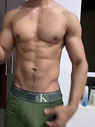 LianScott_ webcam model stream image