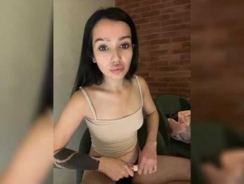 camillaa webcam model stream image