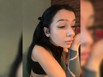 camillaa webcam model stream image
