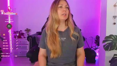 LindaWhite_ webcam model stream image