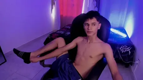 Aron_Boyy webcam model stream image