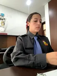 Emily-7_ webcam model stream image