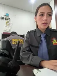 Emily-7_ webcam model stream image