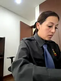 Emily-7_ webcam model stream image