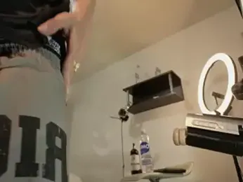 RyanMira webcam model stream image