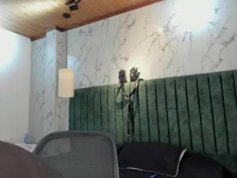 mrjustin_ webcam model stream image