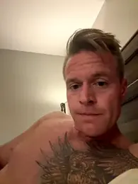 DILFiGuess1 webcam model stream image