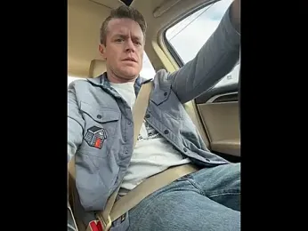 DILFiGuess1 webcam model stream image