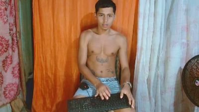 Lil_condor_bby1 webcam model stream image