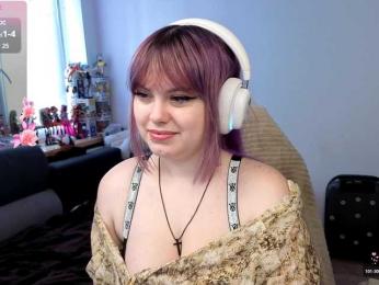 LovelyKristi webcam model stream image