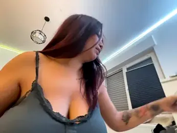 maj0lie webcam model stream image