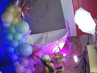 voyeurcam-casa-salsa-bathroom-5 webcam camsoda model stream image