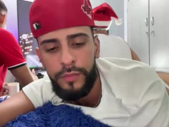 dcollins_ webcam model stream image