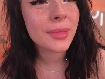 LisaaLiss webcam bongacams model stream image