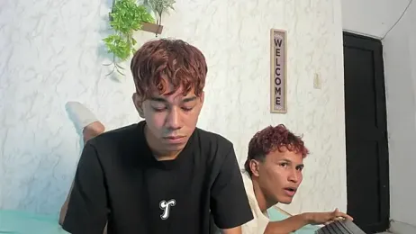 boys_yourparty webcam stripchat model stream image