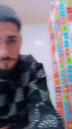 Pollon2jjj52 webcam cam4 model stream image