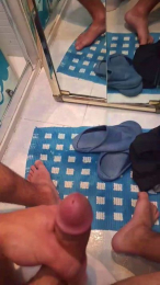 Piolo11 webcam model stream image