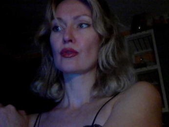 blue_Flame webcam model stream image