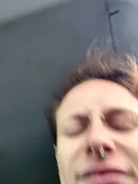 GoldenPussy1329 webcam model stream image