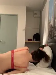 GoldenPussy1329 webcam model stream image