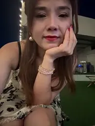 Efangfang webcam model stream image