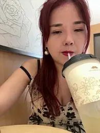 Efangfang webcam model stream image