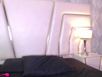 JoyceHill webcam model stream image