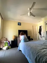 AussieKittyPurr webcam model stream image