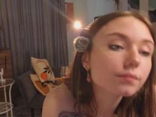 shelleyfinch webcam model stream image