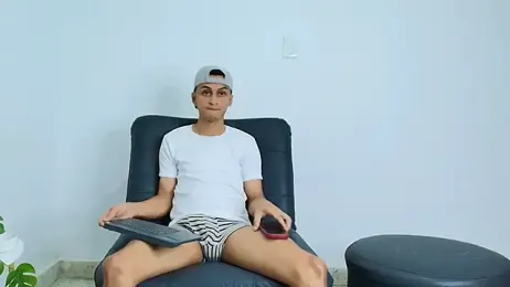 Ale_and_Thiago webcam model stream image