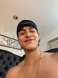 Lander_Cruz webcam model stream image