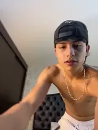 Lander_Cruz webcam model stream image