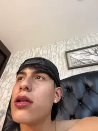 Lander_Cruz webcam model stream image